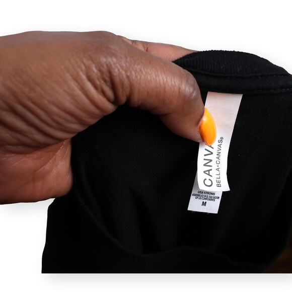 Bon Jovi Tee Shirt  Black Tour Concert Classic 2022 NWOT M - Picture 5 of 5